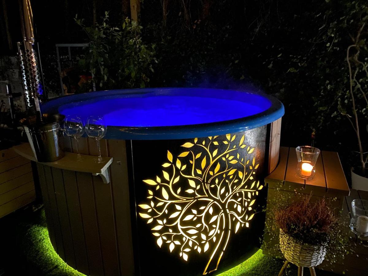 Domek Inosasino Z Basenem I Sauna Extérieur photo